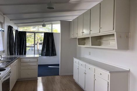 Photo of property in 51 Normanton Street, Glenfield, Auckland, 0629