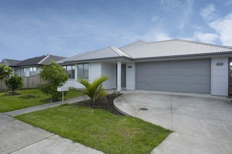Photo of property in 18 Lamborn Drive, Papakura, 2110