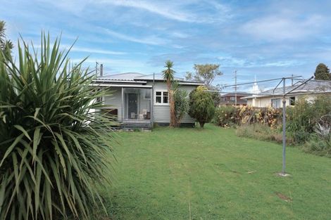 Photo of property in 123-125 Tiro Tiro Road, Levin, 5510