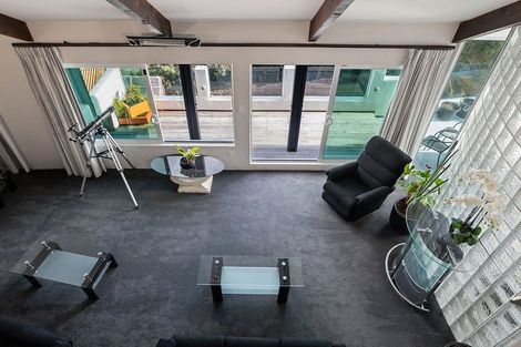 Photo of property in 5 Rangiuru Road, Mahina Bay, Lower Hutt, 5013