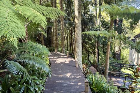 Photo of property in 107 Hadfield Street, Beach Haven, Auckland, 0626