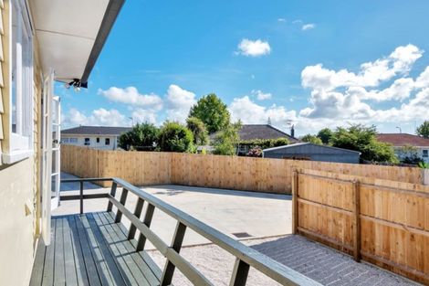 Photo of property in 49 Fairclough Road, Beach Haven, Auckland, 0626