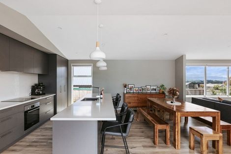 Photo of property in 19 Stingray Drive, Omokoroa, 3114