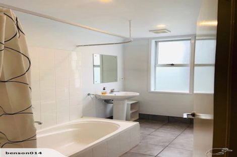 Photo of property in 9 Royal Street, Berhampore, Wellington, 6023