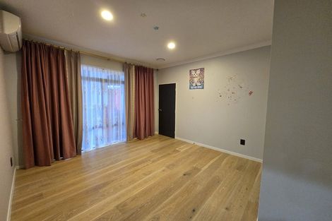 Photo of property in 190 Oraha Road, Kumeu, 0892