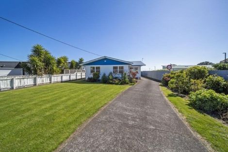 Photo of property in 25 Hunter Street, Hawera, 4610