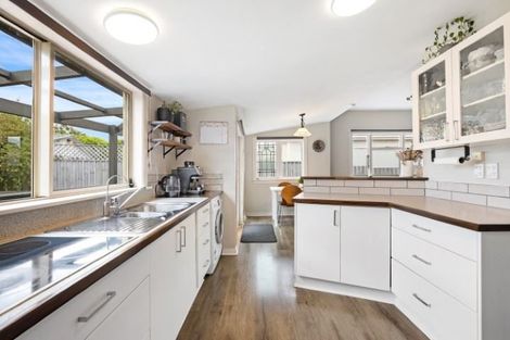 Photo of property in 12 Manning Place, Woolston, Christchurch, 8023