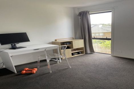 Photo of property in 24 Otaimako Place, Mangere, Auckland, 2022