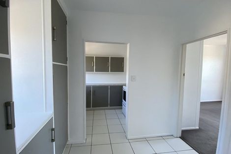 Photo of property in Bryon Court Flats, 25 Apuka Street, Brooklyn, Wellington, 6021