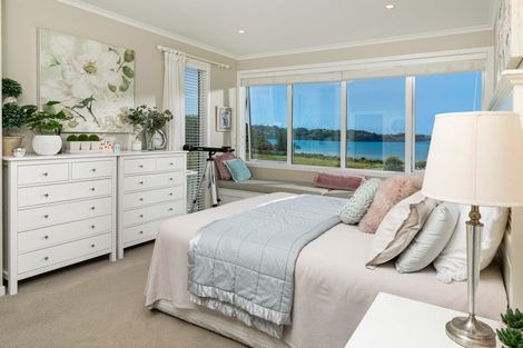Photo of property in 98 Ahumoana Road, Okura Bush, Albany, 0794