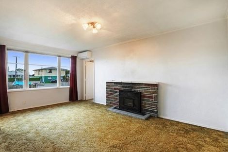 Photo of property in 25 Hill Crescent, Papakura, 2110