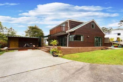 Photo of property in 662 Beach Road, Browns Bay, Auckland, 0630