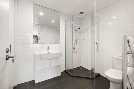 Photo of property in The Beeches Apartments, 12/60 Hallenstein Street, Queenstown, 9300