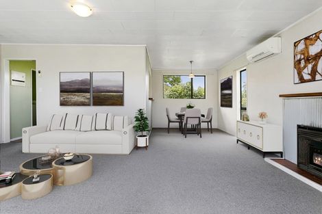 Photo of property in 20 Glengarry Place, Hilltop, Taupo, 3330