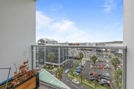 Photo of property in 606/17 Osterley Way, Manukau, Auckland, 2104