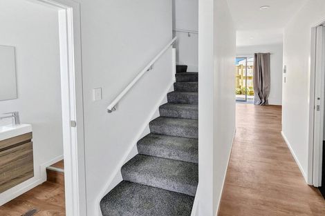 Photo of property in 5/12 Mana Avenue, Titahi Bay, Porirua, 5022
