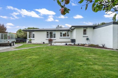 Photo of property in 12 Weka Street, Waikiwi, Invercargill, 9810
