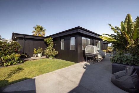 Photo of property in 33 Montia Close, Papamoa Beach, Papamoa, 3118
