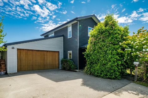 Photo of property in 1 Koru Way, Wanaka, 9305