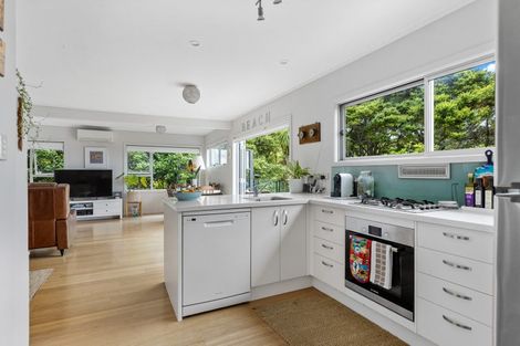 Photo of property in 7 Opahi Bay Road, Mahurangi West, Warkworth, 0983