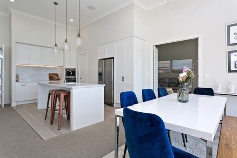 Photo of property in 1 Kotare Grove, Cambridge, 3434