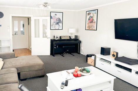 Photo of property in 11 Bencard Place, Hoon Hay, Christchurch, 8025