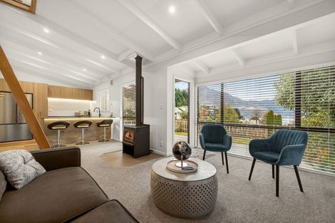Photo of property in 1b Dart Place, Fernhill, Queenstown, 9300