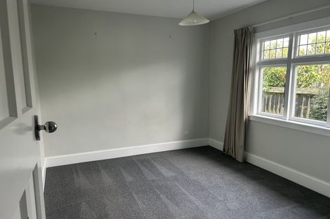 Photo of property in 172 Weston Road, St Albans, Christchurch, 8052