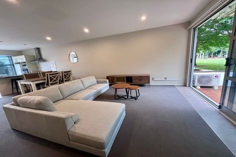 Photo of property in 16 Kauri Drive, Takanini, 2112