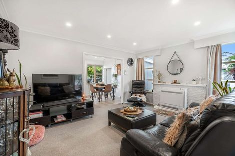 Photo of property in 27 Ferguson Street, Levin, 5510