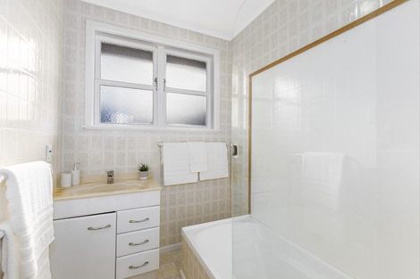 Photo of property in 1093 Fergusson Drive, Clouston Park, Upper Hutt, 5018
