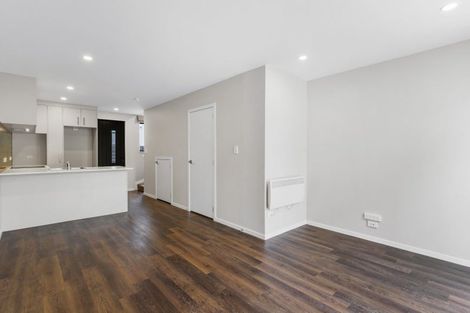 Photo of property in 46 Tokai Place, Glen Eden, 0602