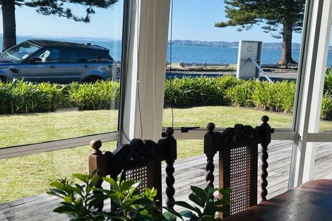 Photo of property in 5a The Esplanade, Eastern Beach, Auckland, 2012