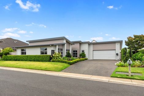 Photo of property in 22 Oceania Sands Way, Papamoa Beach, Papamoa, 3118