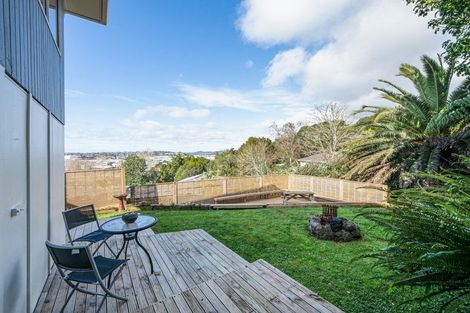 Photo of property in 9 Dundas Place, Henderson, Auckland, 0612