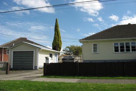 Photo of property in 275 Riverside Drive, Waterloo, Lower Hutt, 5011