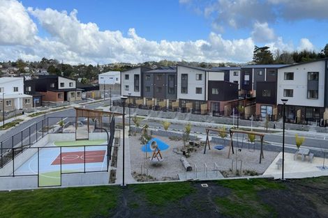 Photo of property in 2/60 Selo Street, Glen Eden, Auckland, 0602