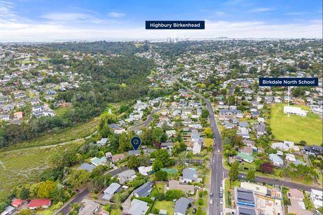 Photo of property in 7 Mcphail Street, Birkdale, Auckland, 0626