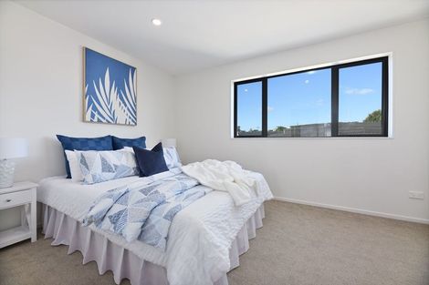 Photo of property in 3/50 Newington Road, Henderson, Auckland, 0612
