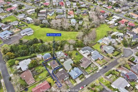 Photo of property in 2/4 Grove Lane, Pakuranga, Auckland, 2010