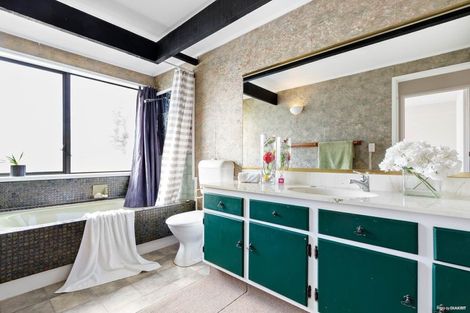 Photo of property in 10 Regia Close, Half Moon Bay, Auckland, 2012