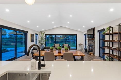 Photo of property in 77 Aranui Road, Kairanga, Palmerston North, 4475