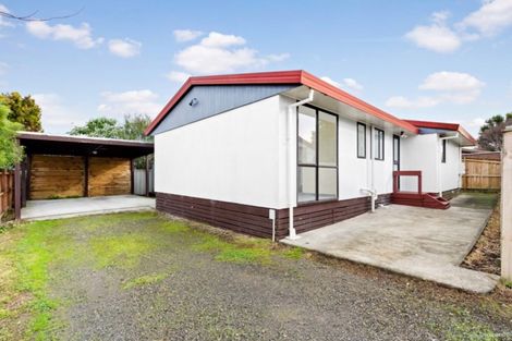 Photo of property in 8 Cameron Place, Ranui, Auckland, 0612