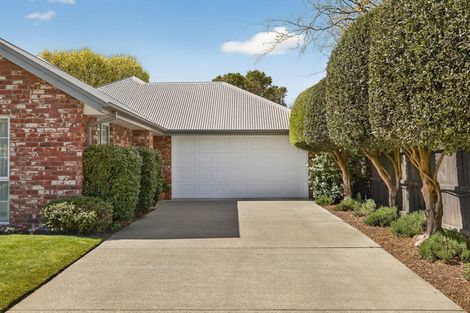 Photo of property in 8 Avon Gate, Russley, Christchurch, 8042