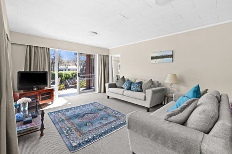 Photo of property in 33 Moorhouse Street, Taradale, Napier, 4112