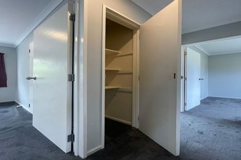 Photo of property in 226 Henderson Valley Road, Henderson, Auckland, 0612