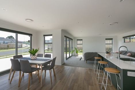 Photo of property in 13 Jersey Place, Bell Block, New Plymouth, 4312
