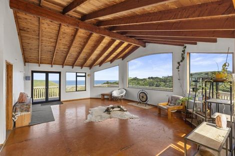 Photo of property in 1574 Whaanga Road, Raglan, 3296