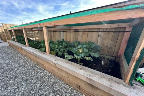 Photo of property in 10 Drysdale Road, Jacks Point, 9371