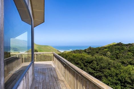 Photo of property in 1574 Whaanga Road, Raglan, 3296